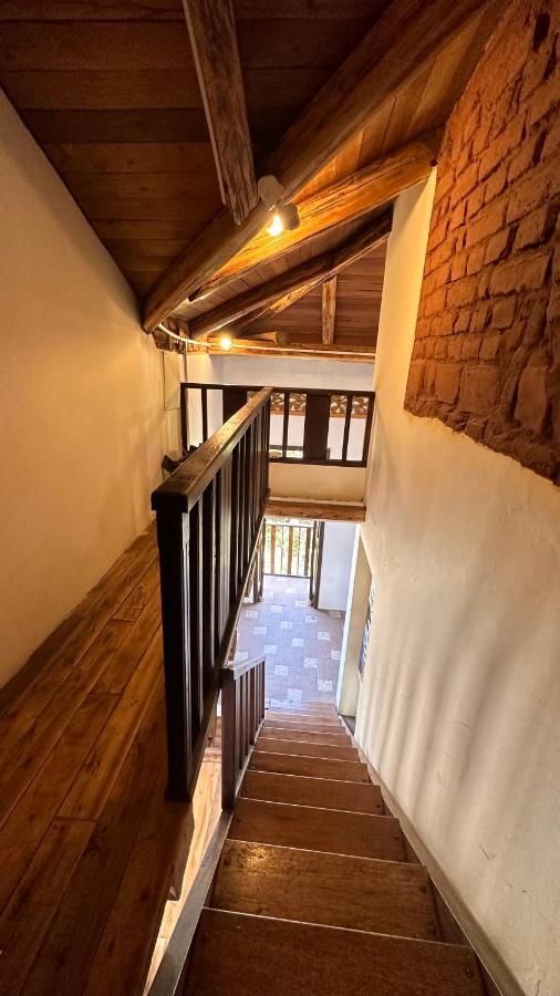 Campus Residencias Bed & Breakfast Quito Exterior foto